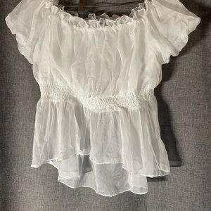 Chic White Ruffled Blouse